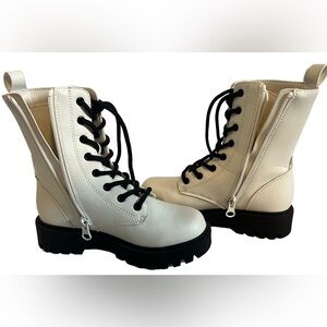 Target Art Class Kids 13 White Combat Boots Lace Up Zip Ankle NWOT